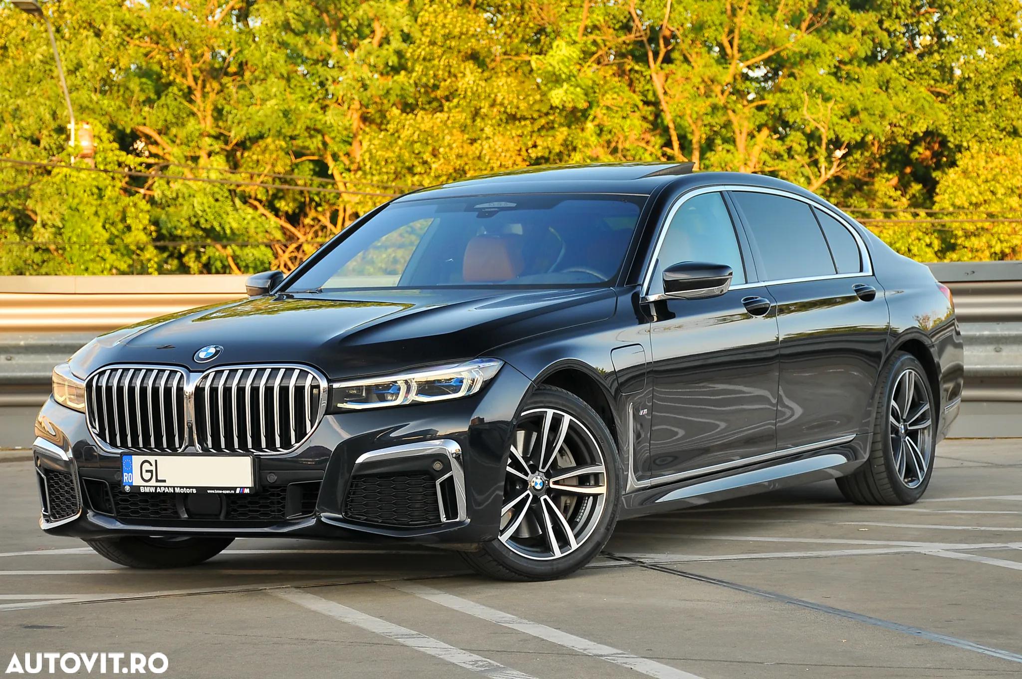 BMW Seria 7 745Le xDrive AT PHEV - 4