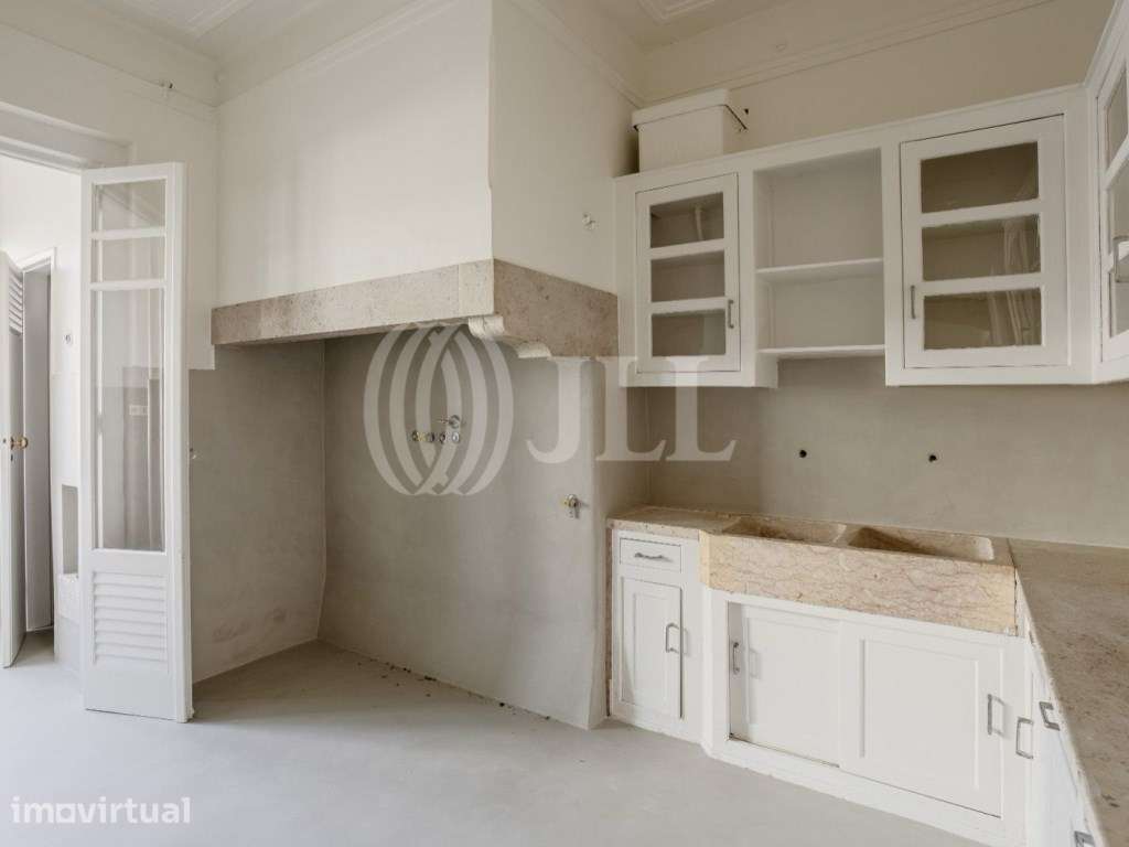 Apartamento T4+2, na Rua Rodrigo da Fonseca, Lisboa - Grande imagem: 5/36
