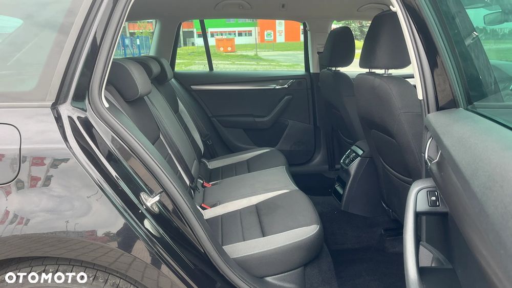 Skoda Octavia 1.8 TSI (Green tec) Joy - 18