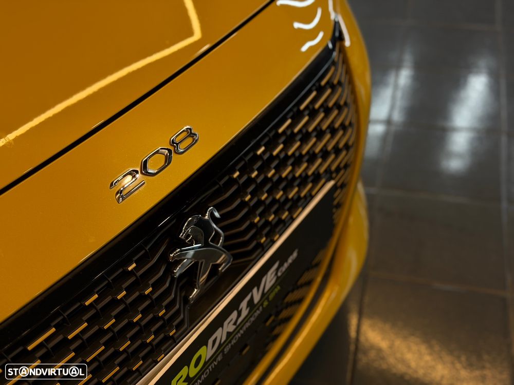Peugeot e-208 50 kWh GT Pack - 12