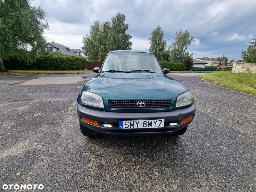Toyota RAV4 - 2