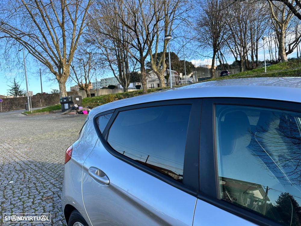 Ford Fiesta 1.1 Ti-VCT Business - 13