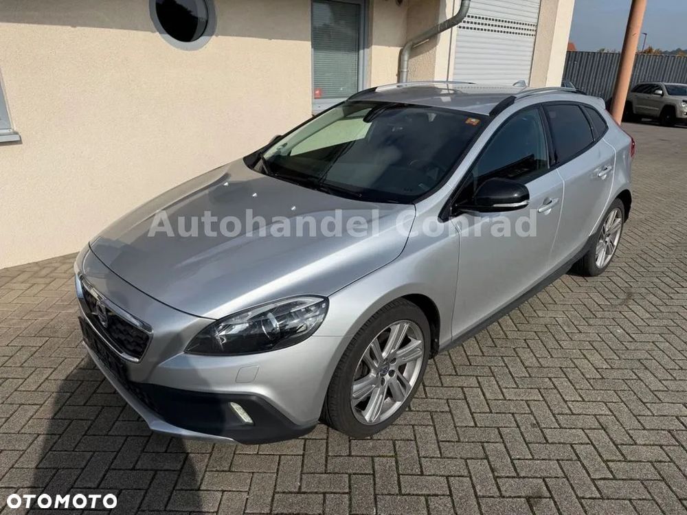 Volvo V40 Cross Country - 2
