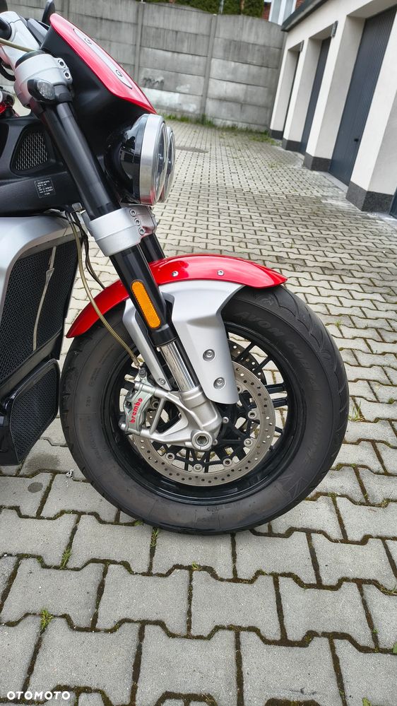 Triumph Rocket - 8