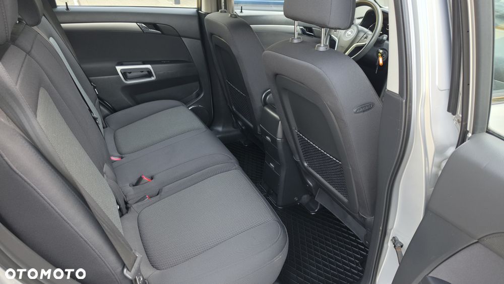 Opel Antara - 13