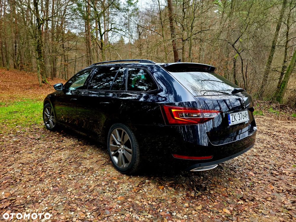 Skoda Superb 2.0 TSI Sportline DSG - 8