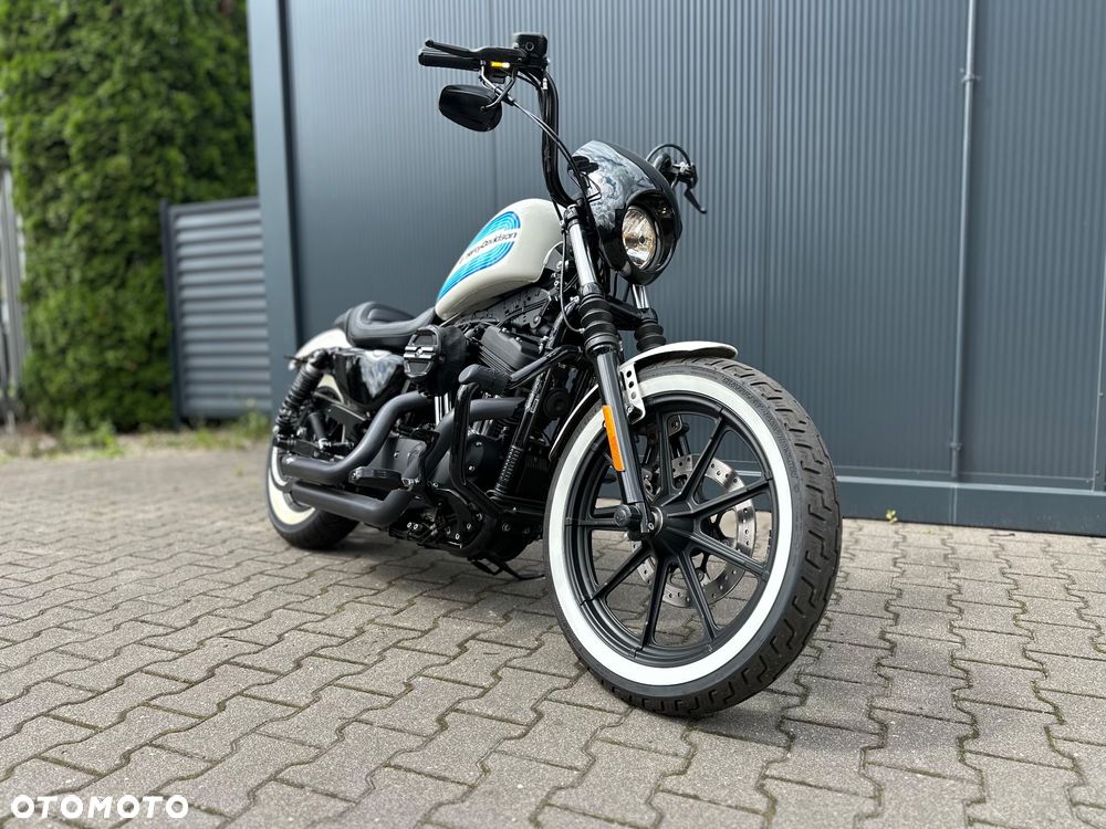 Harley-Davidson Sportster - 1