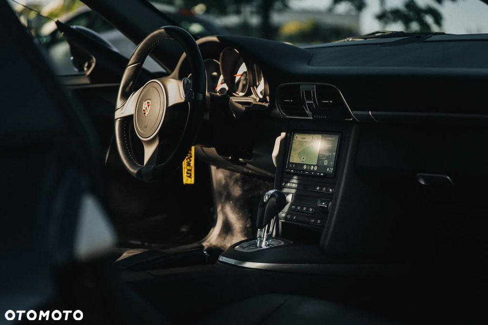 Porsche 911 Carrera S PDK - 4