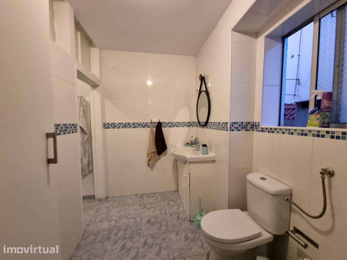 Quarto - localizado em Alcântara Lisbon - Grande imagem: 5/9