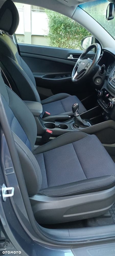 Hyundai Tucson 1.6 GDI BlueDrive Comfort 2WD - 20