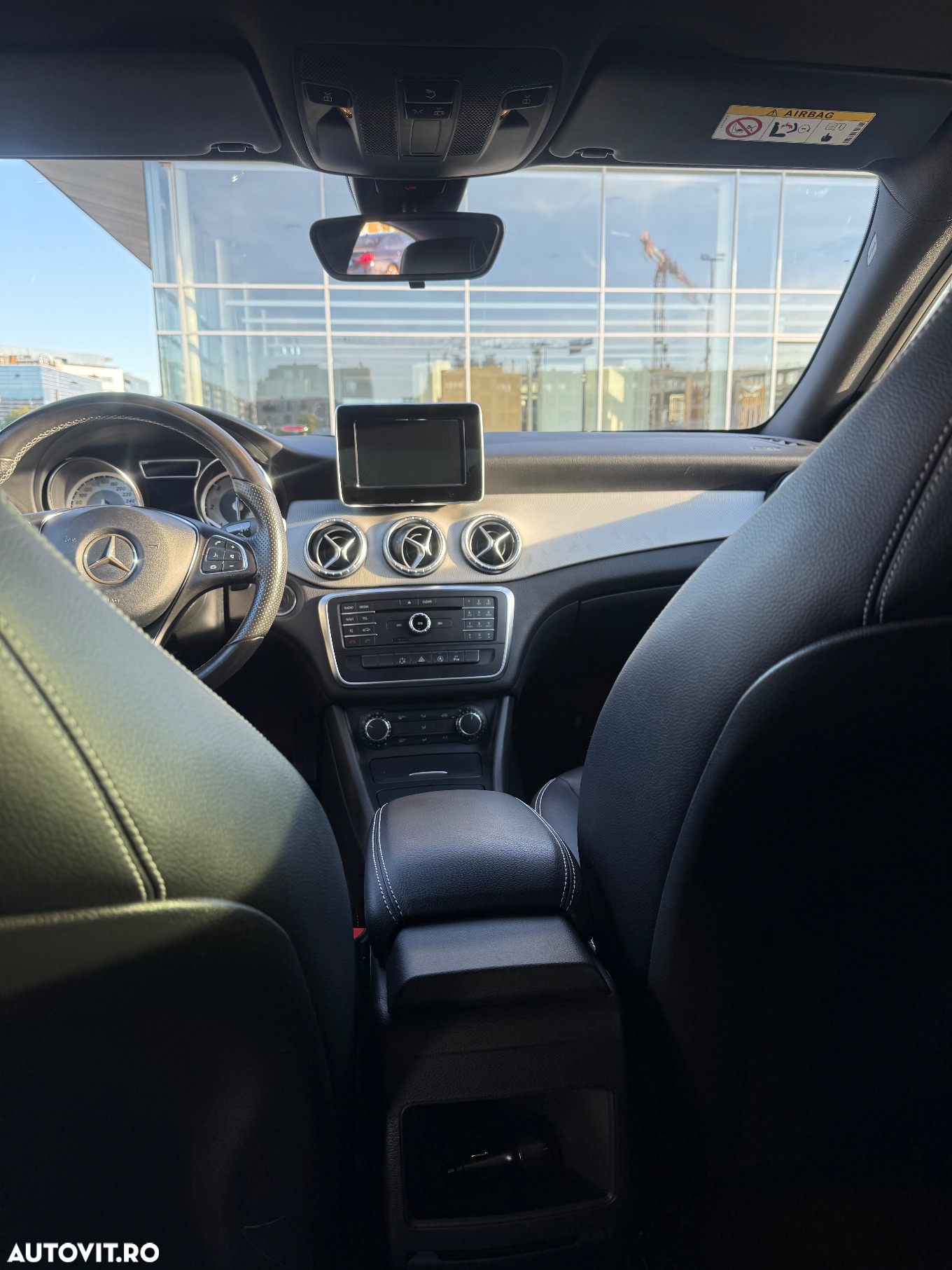 Mercedes-Benz CLA - 27