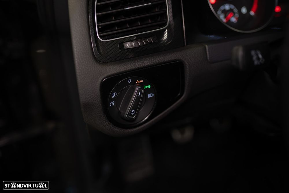 VW Golf GTD BlueMotion - 13