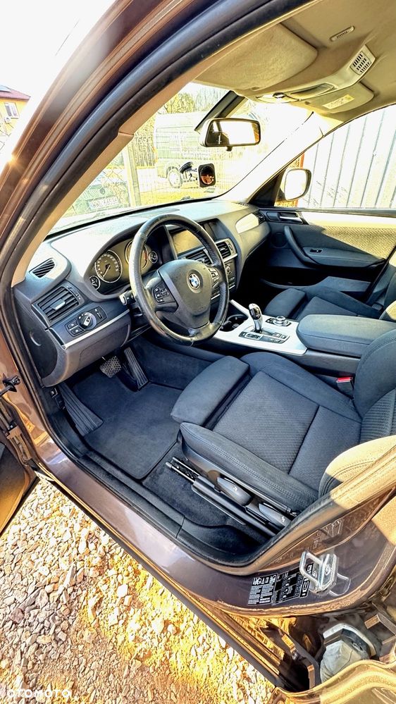 BMW X3 xDrive20d - 9