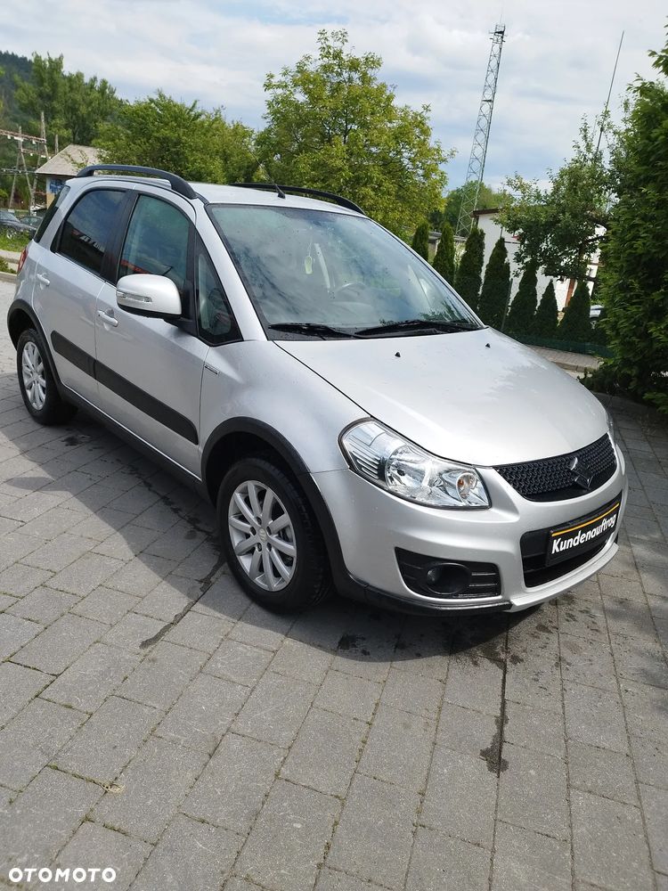 Suzuki SX4 1.6 VVT 4x4 Style - 18