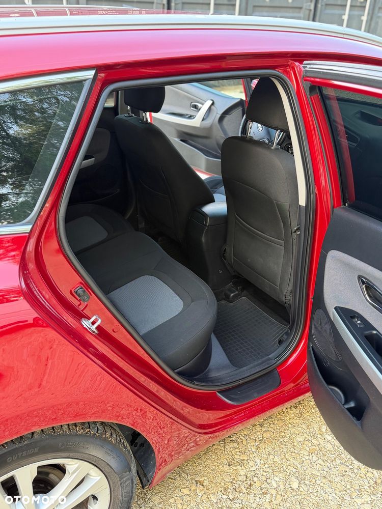 Kia Ceed 1.6 GDI M - 8