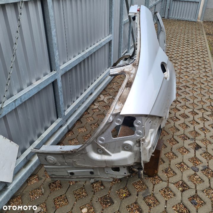 BLOTNIK TYL PRAWY SLUPEK SRODKOWY POSZYCIE CWIARTKA OKULAR MERCEDES CLS W219 ORYGINALNY DEMONTAZ - 3