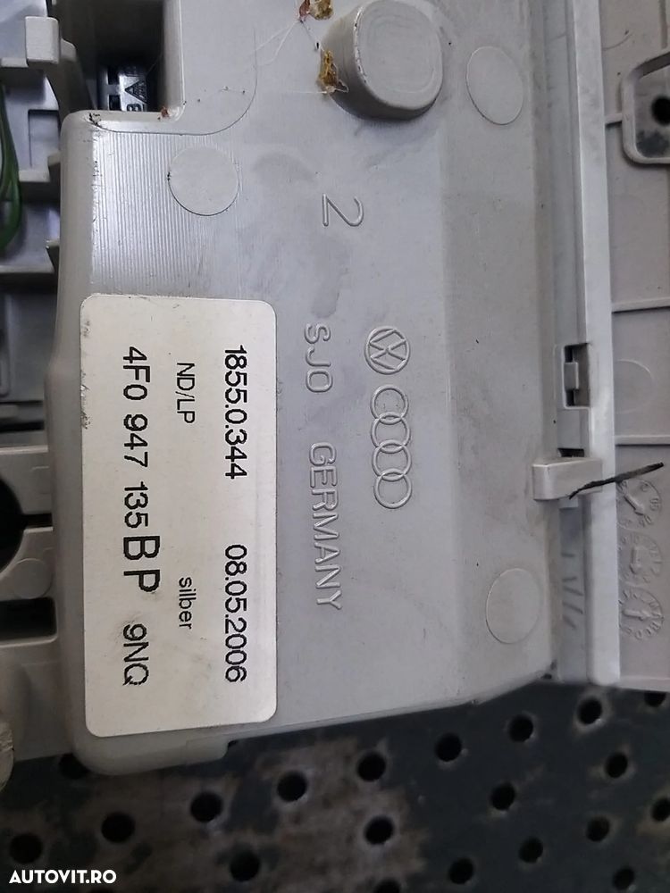 Lampa plafoniera fata suport ochelari audi a6 c6 4f 4f0947135bp - 3