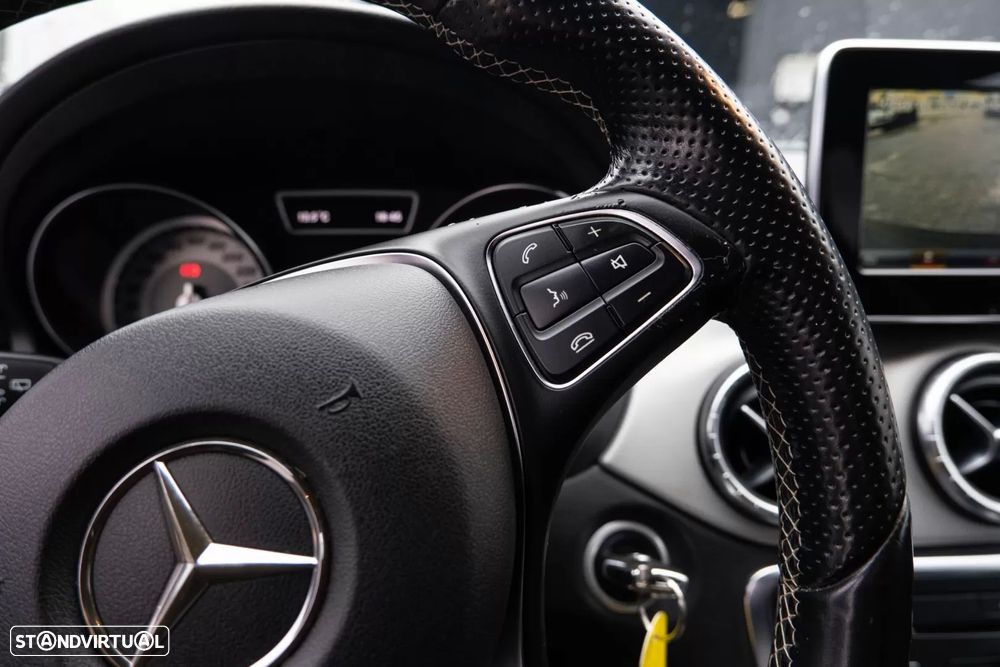 Mercedes-Benz CLA 180 d Shooting Brake - 22