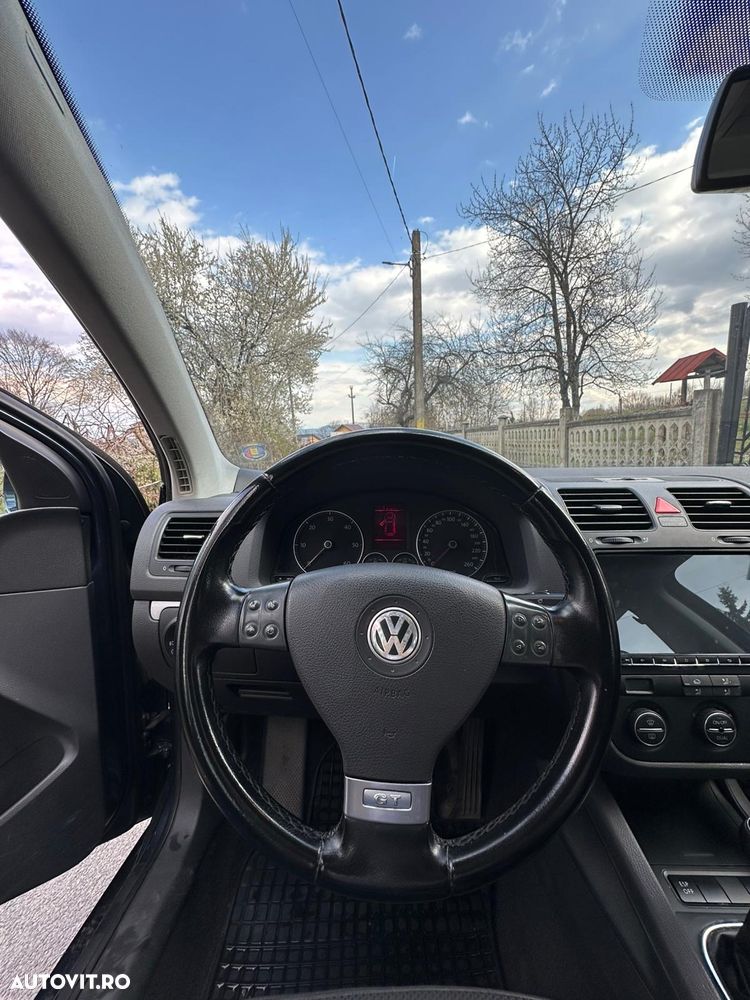 Volkswagen Golf 2.0 TDI GT Sport - 6