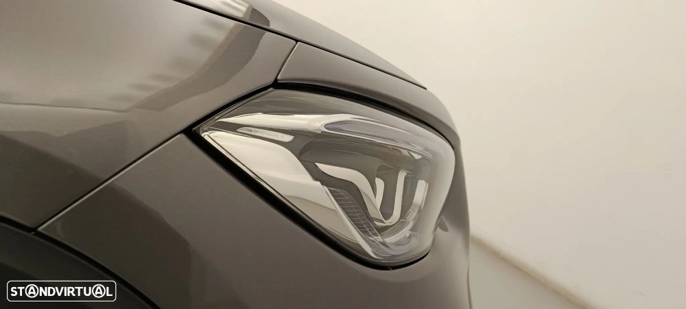 Mercedes-Benz GLA 180 d AMG Line - 31
