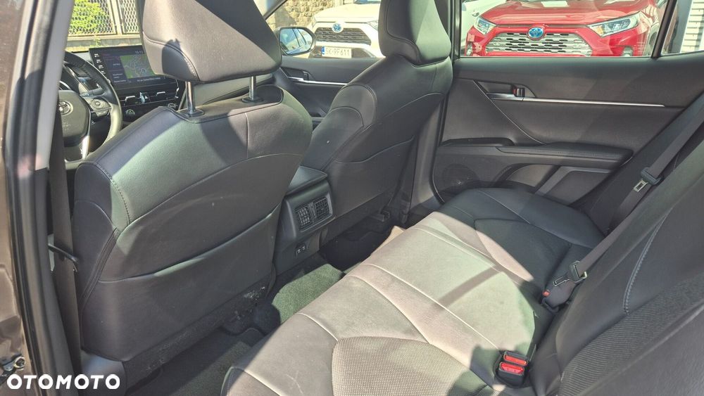 Toyota Camry 2.5 Hybrid Executive CVT - 13