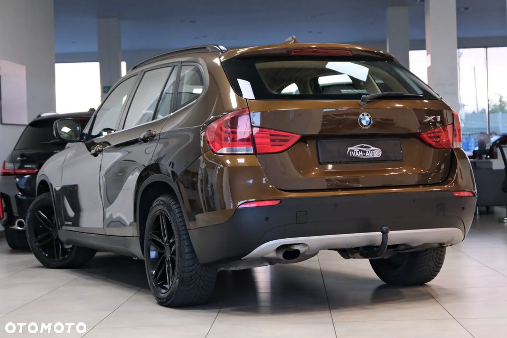 BMW X1 xDrive18d Sport Line - 4