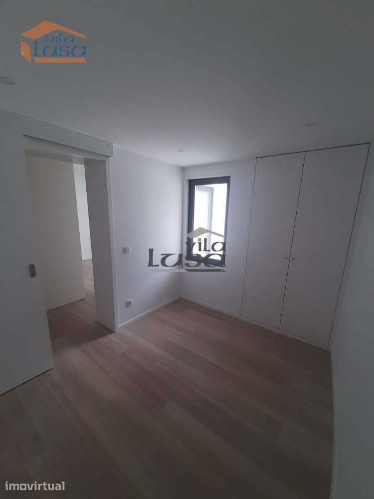 Casa T1, totalmente requalificada, junto à casa de saúde da Boavist... - Grande imagem: 5/7