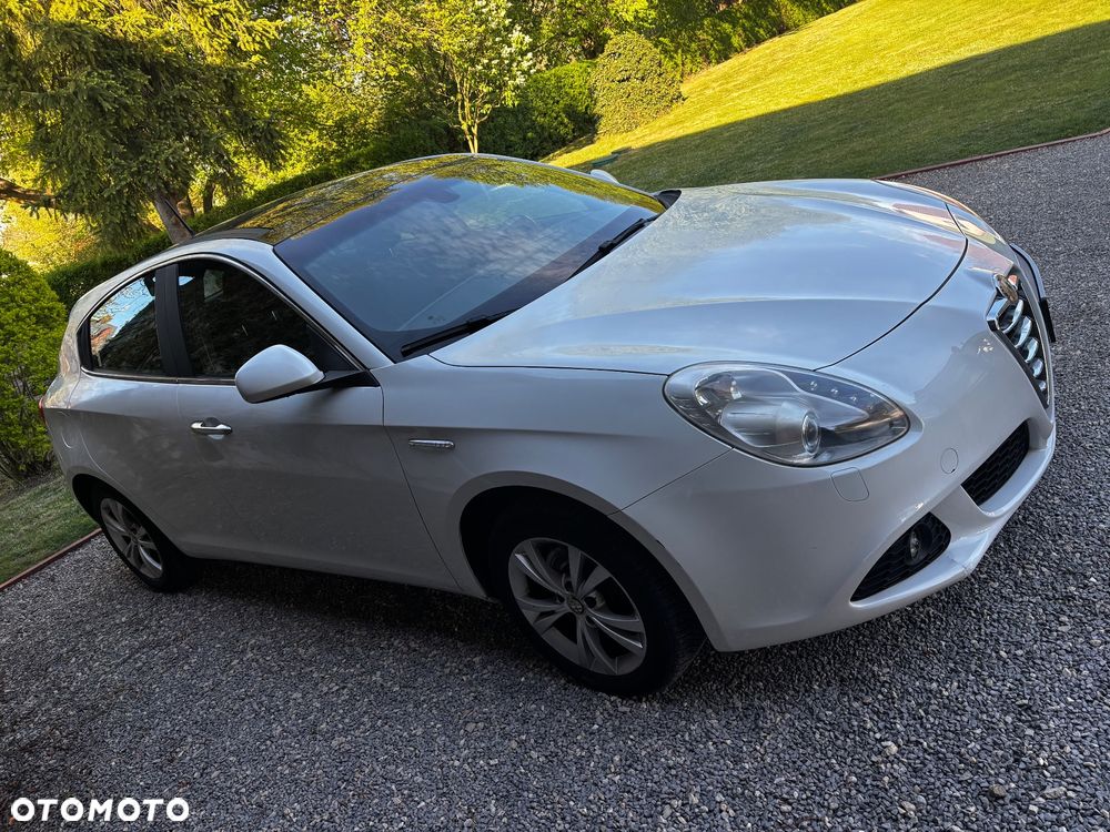 Alfa Romeo Giulietta 2.0 JTDM Distinctive - 3
