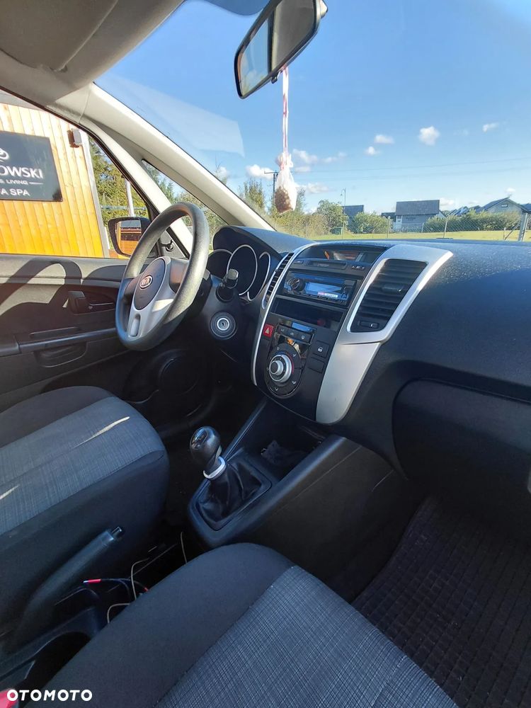 Kia Venga - 2