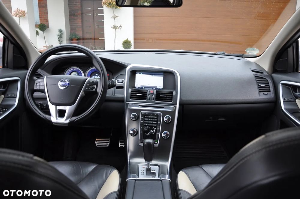 Volvo XC 60 D4 Geartronic RDesign - 20