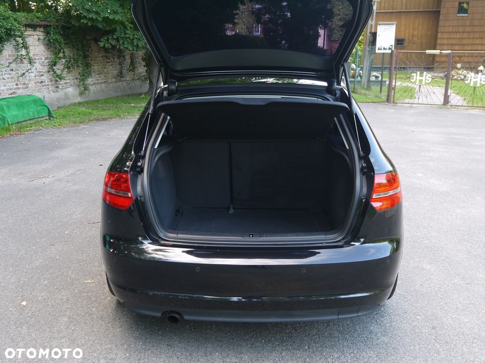 Audi A3 Sportback 1.6 Attraction - 10