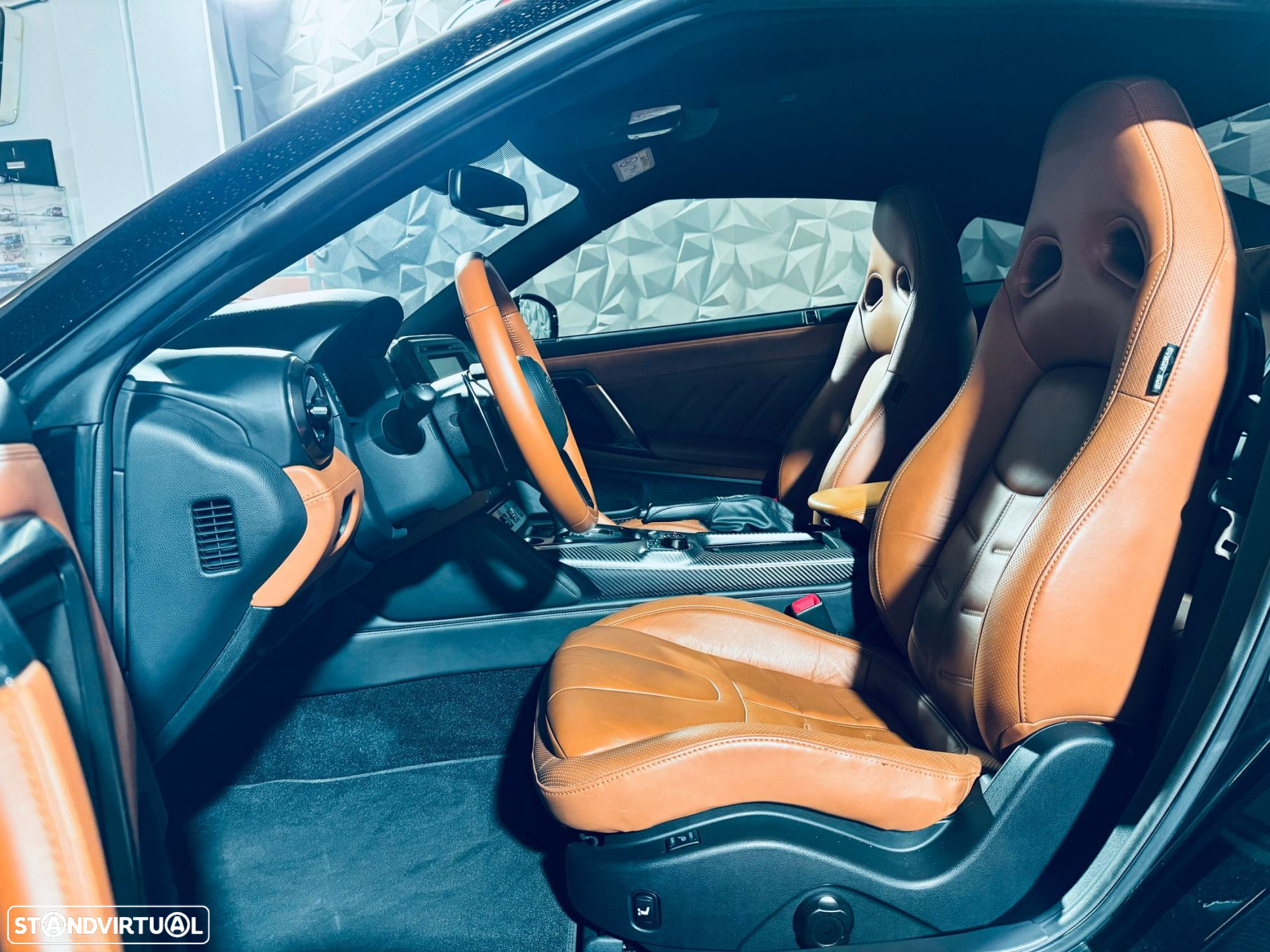 Nissan GT-R 3.8 V6 Black Edition - 38