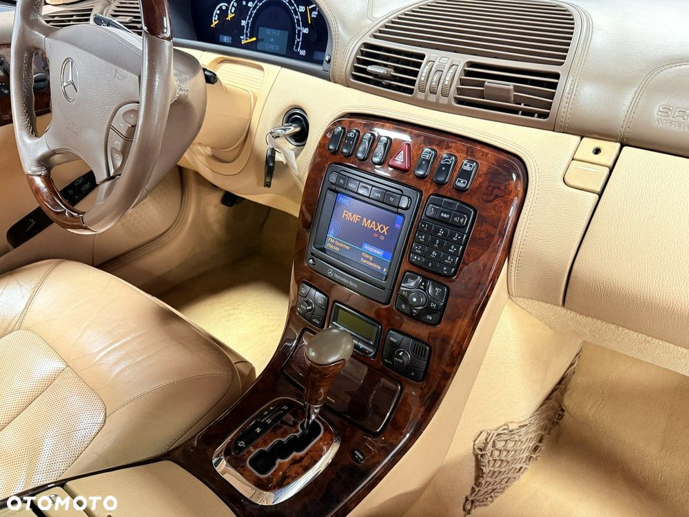 Mercedes-Benz CL - 25