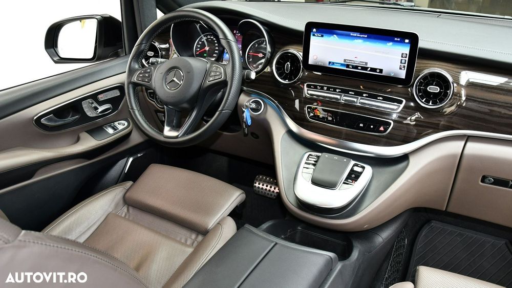 Mercedes-Benz V 250 d Lang 4Matic 9G-TRONIC Exclusive - 9