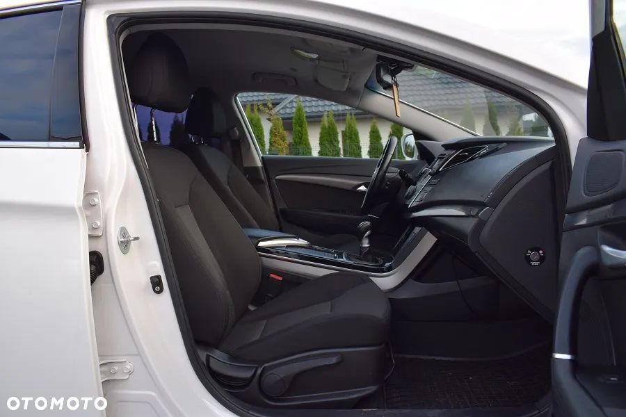 Hyundai i40 1.6 GDI Comfort + - 11