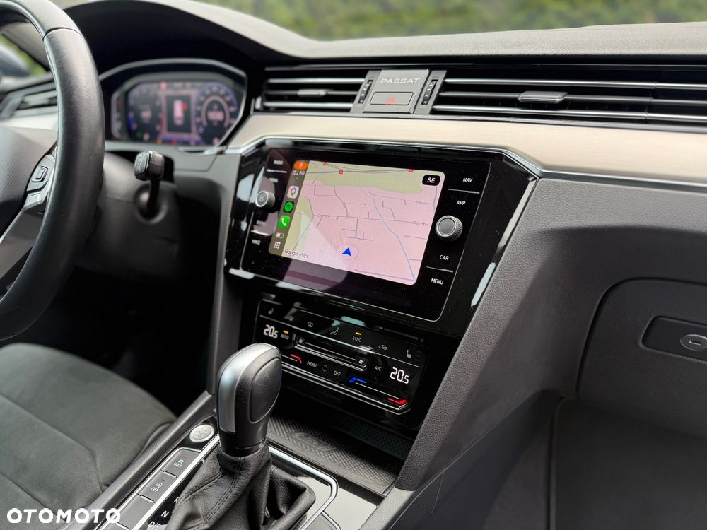 Volkswagen Passat - 14