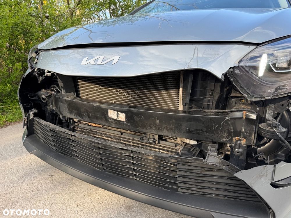 Kia Ceed 1.6 CRDi mHEV Business Line DCT - 14