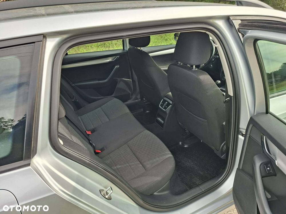 Skoda Octavia 1.6 TDI Ambition - 7