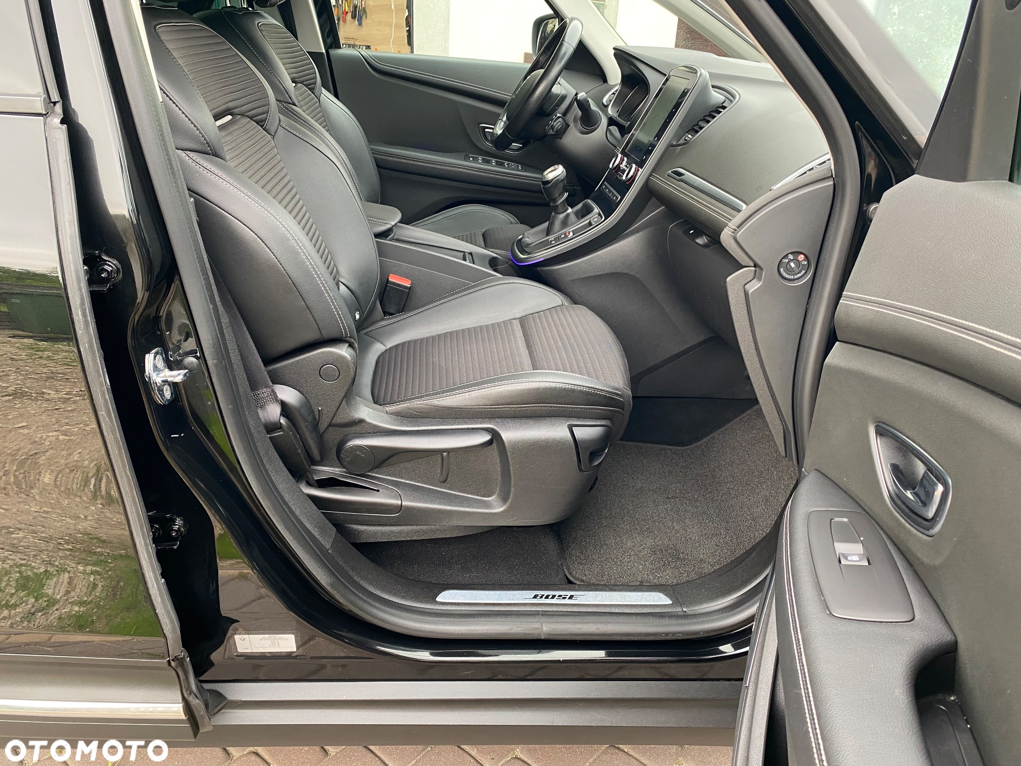 Renault Scenic 1.6 dCi Bose - 18
