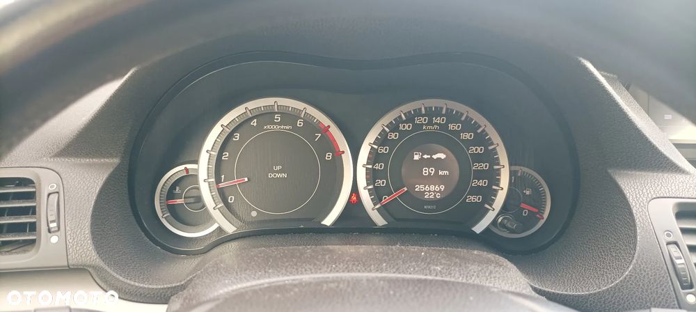 Honda Accord 2.0 Comfort - 22