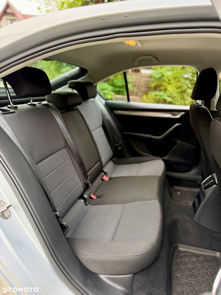 Skoda Octavia 1.8 TSI 4x4 Style DSG - 10
