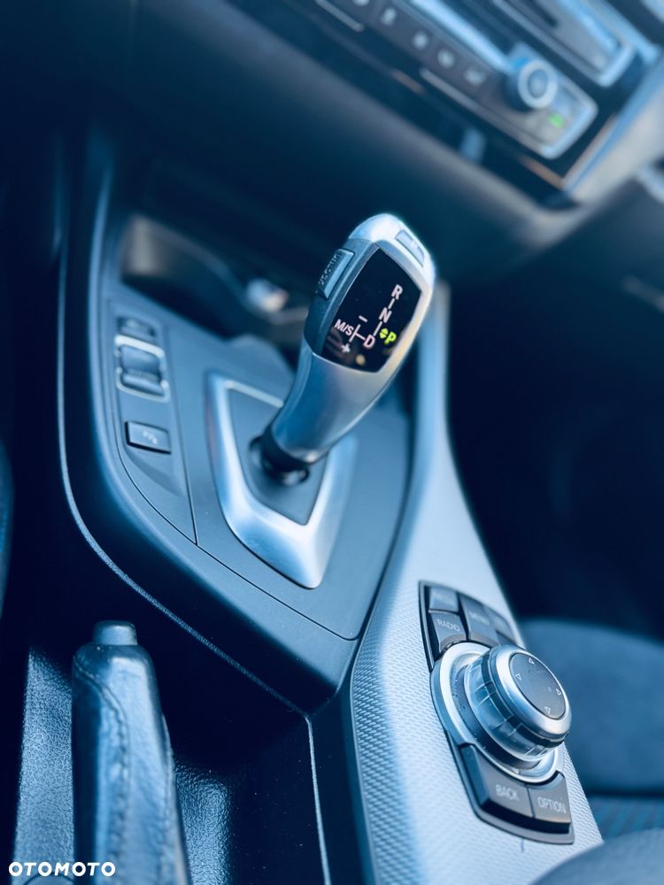 BMW Seria 1 118d M Sport - 5