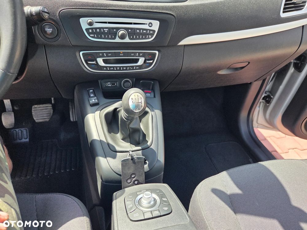 Renault Scenic 1.6 16V 110 LIMITED - 20
