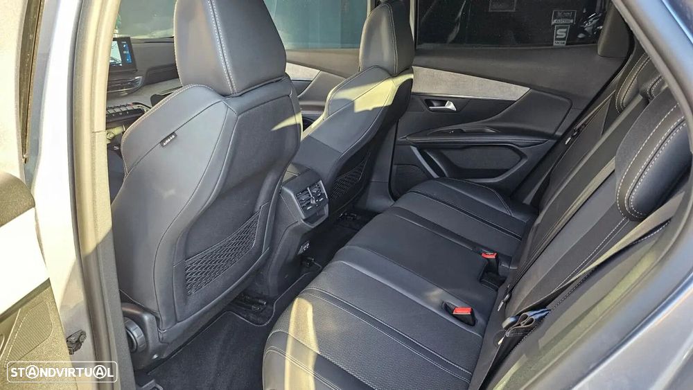 Peugeot 3008 1.5 BlueHDi GT EAT8 - 8