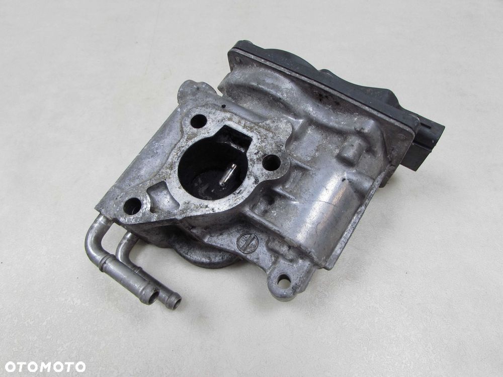 TOYOTA AVENSIS T27 D4D ZAWOR EGR 25800-0R010 - 4