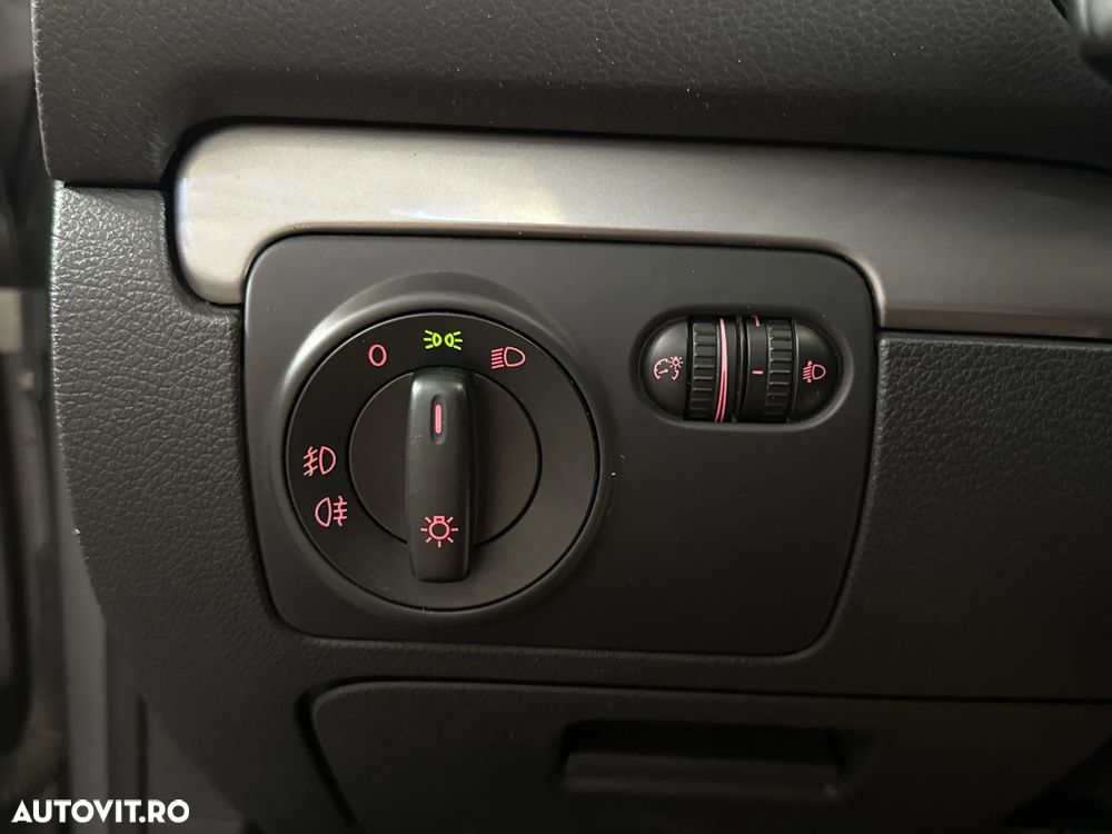 Volkswagen Golf - 16