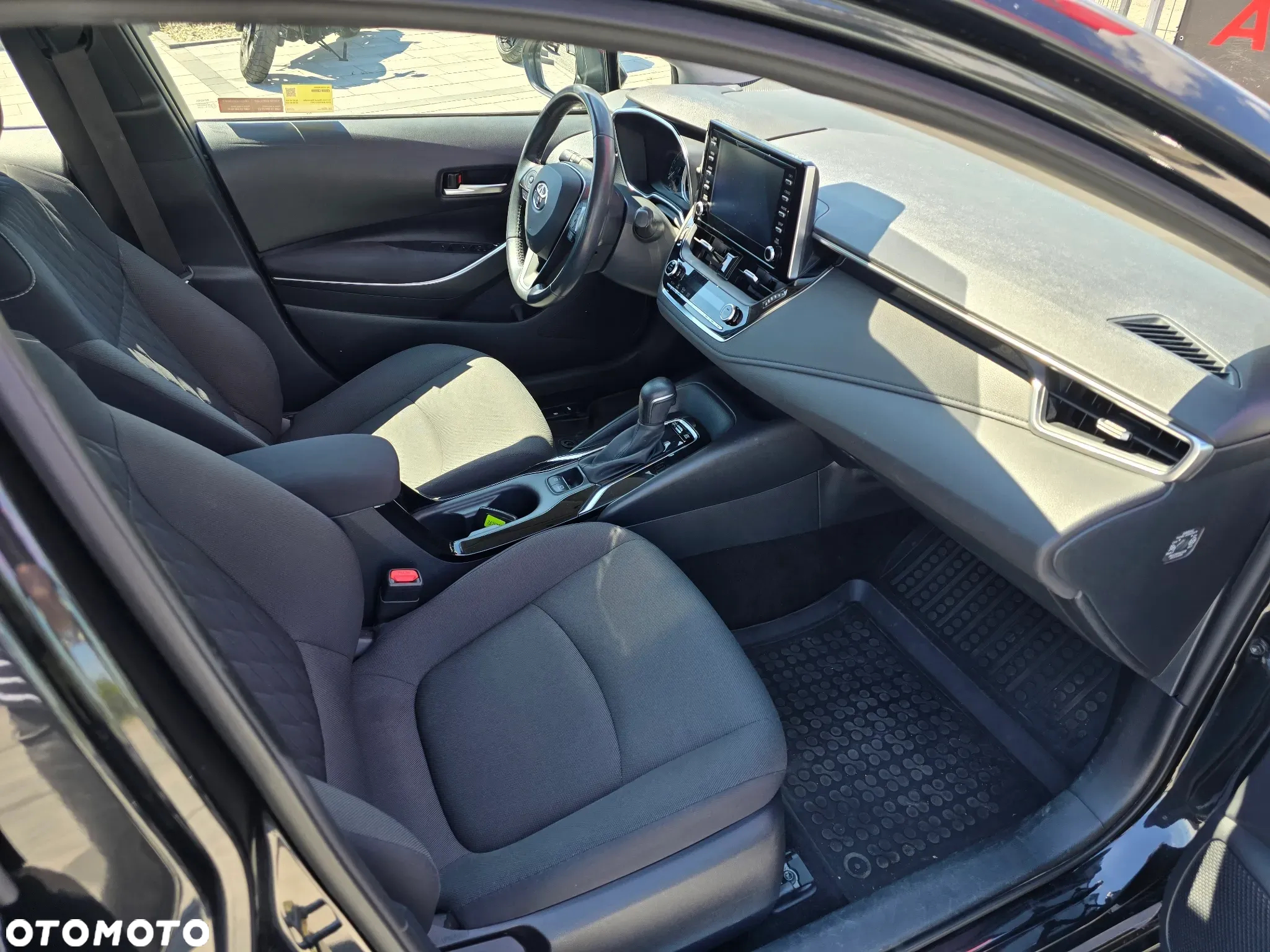Toyota Corolla 1.8 Hybrid GPF Comfort - 19