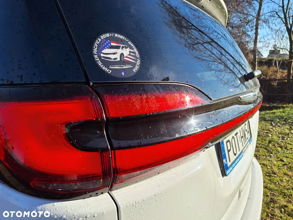 Chrysler Pacifica - 11