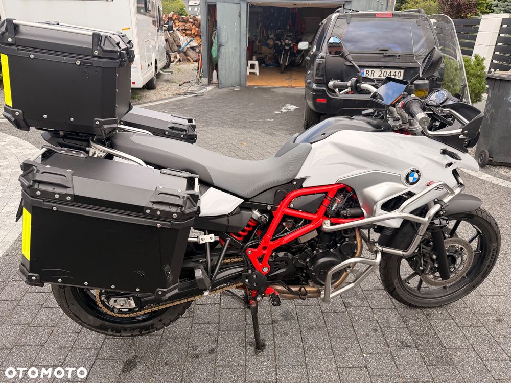 BMW F - 5