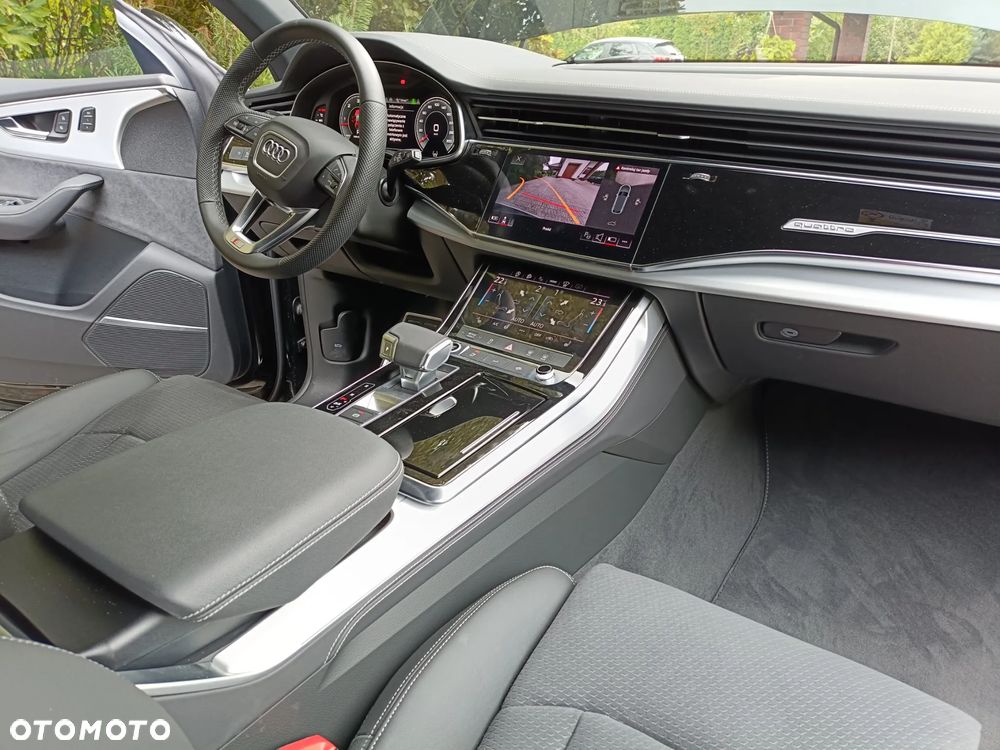 Audi Q8 - 7